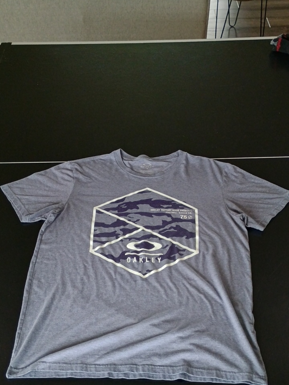 Men's Oakley Blue T-shirt